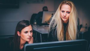 Mujeres trabajando